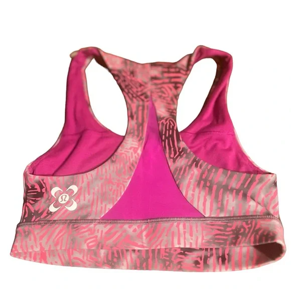 Lululemon Seawheeze Invigorate Bra size 2 - Picture 1 of 3